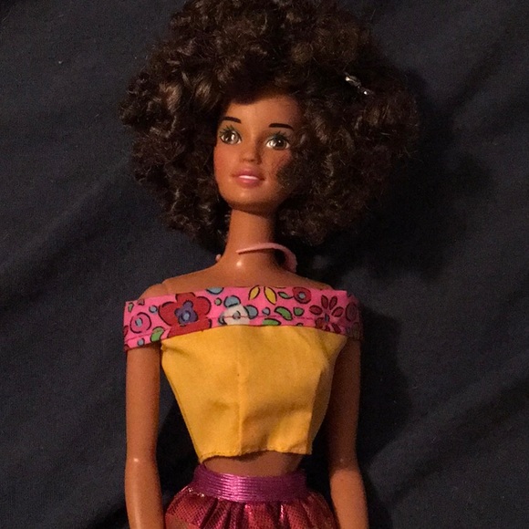 Doll Teresa with curly hair - Picture 2 of 8